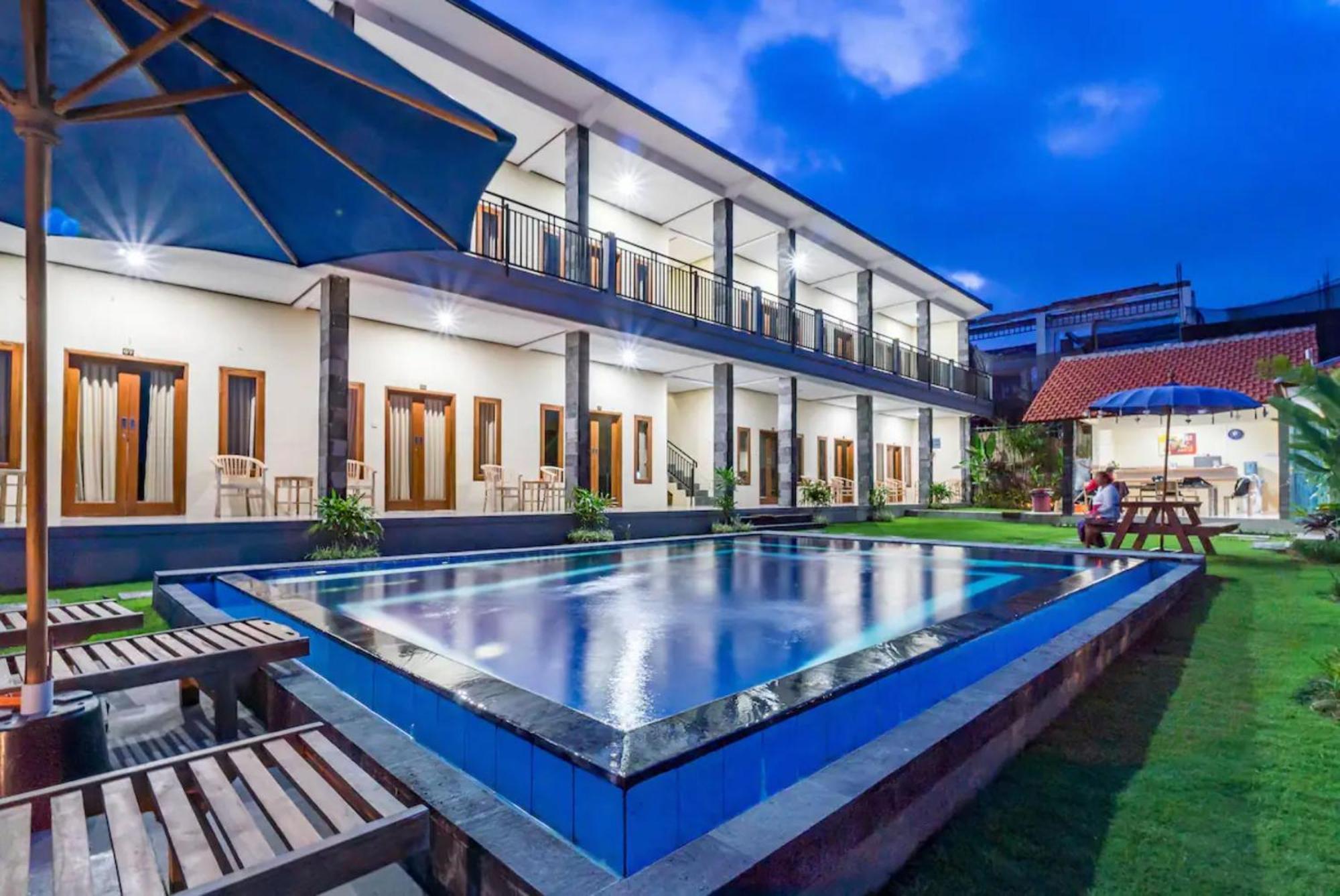 Pondok Lulik Homestay Canggu Exterior photo
