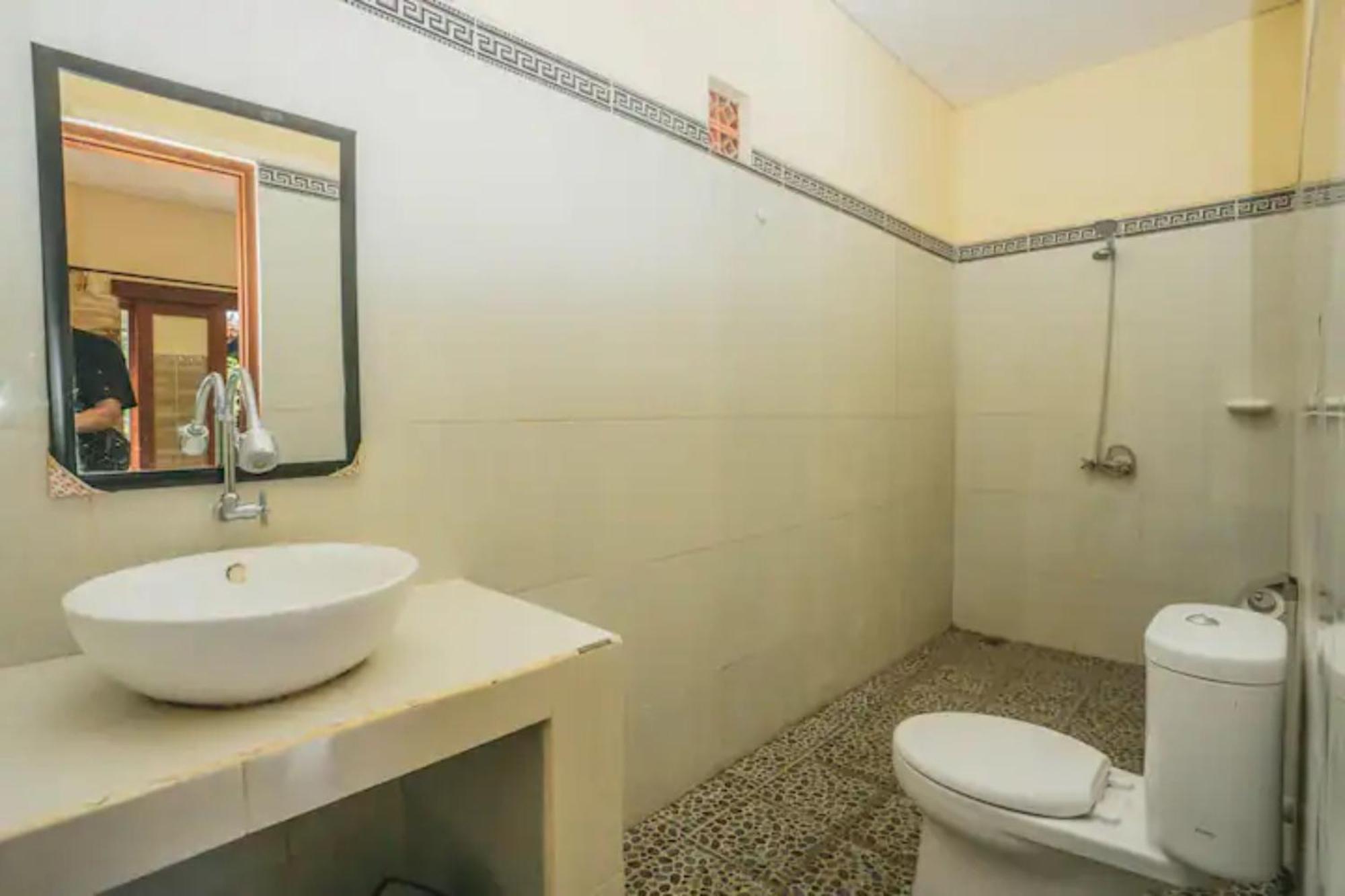 Pondok Lulik Homestay Canggu Exterior photo