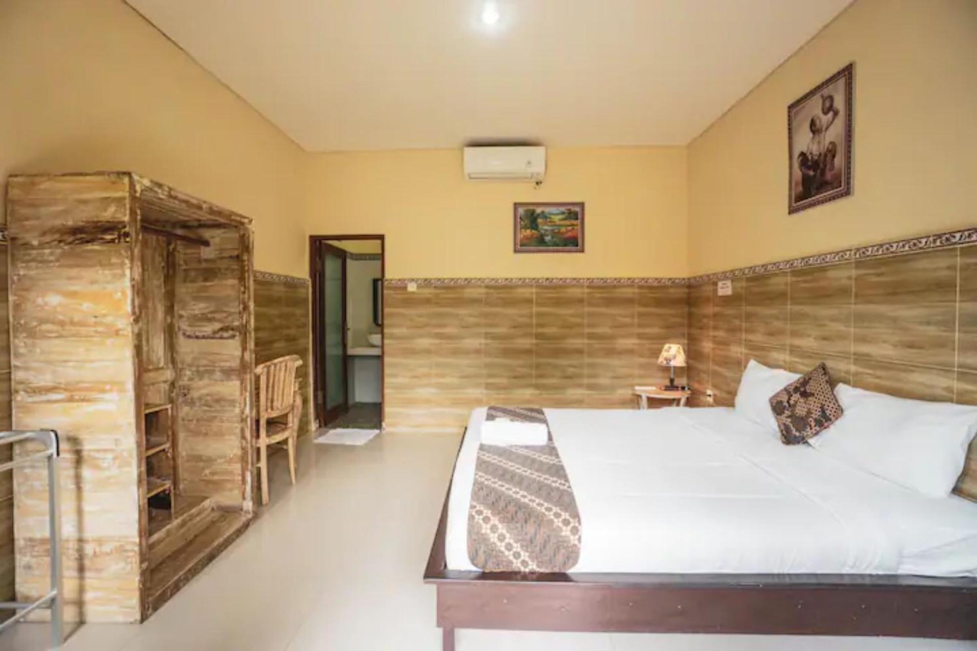 Pondok Lulik Homestay Canggu Exterior photo