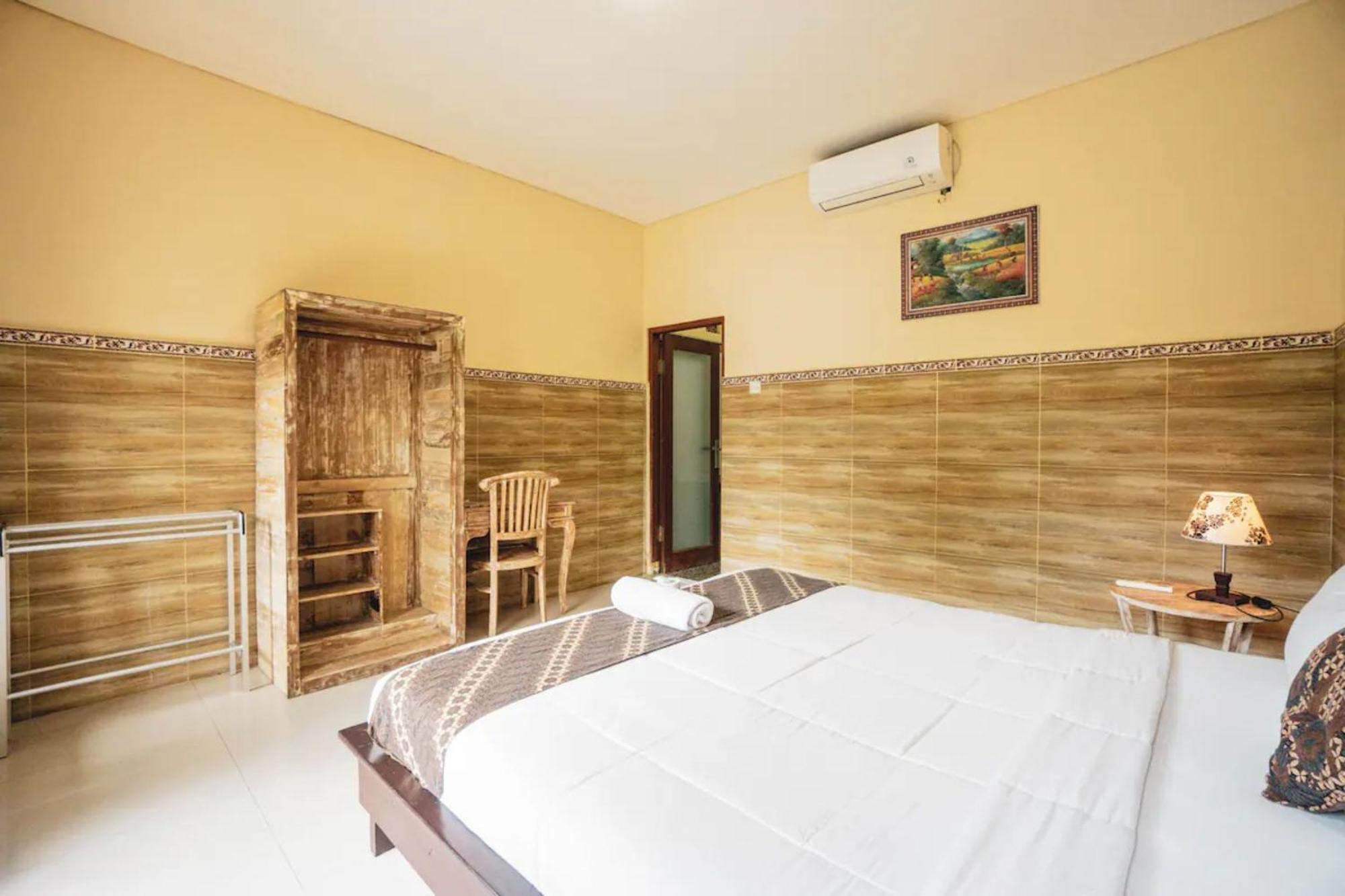 Pondok Lulik Homestay Canggu Exterior photo